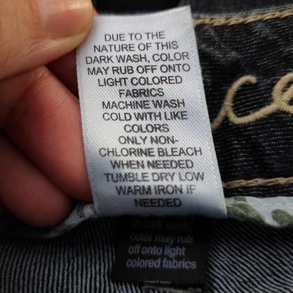 Maurices Dark Wash Blue Denim Jeans Women's 3/4 Short Flare Leg Casual Everyday - Picture 9 of 9